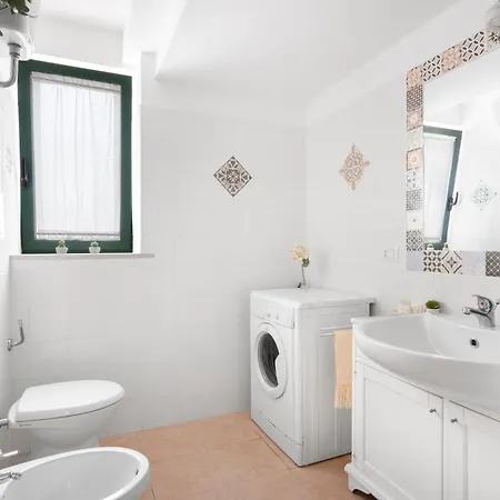 Apartament Marziale - De Vivo Realty